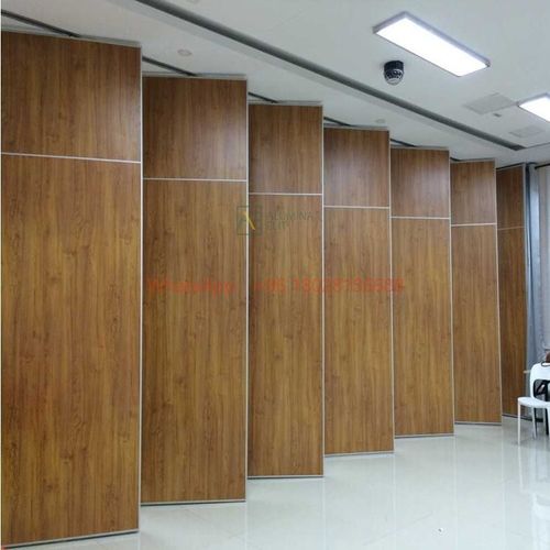 jüngste Unternehmensnachrichten über Was ist eine STC-Bewertung? Die Wissenschaft hinter schallschützenden Wänden verstehen. Man hört mobile Wände oft als 