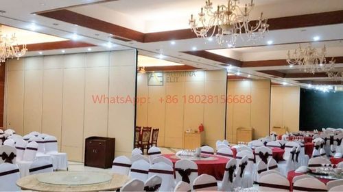 jüngste Unternehmensnachrichten über Flexibilität für alte Gebäude: Einbau von mobilen Wänden in bestehende Räume