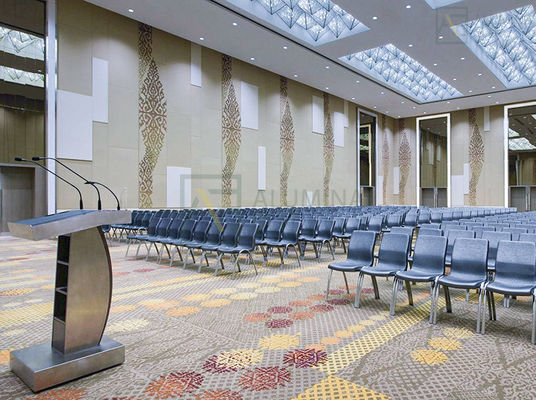 Ein guter Preis. Bewegliche Trennwand Betriebswand mit galvanisiertem Quadratrohr Keel Veneer Finish und MDF Magnesiumplatte Online