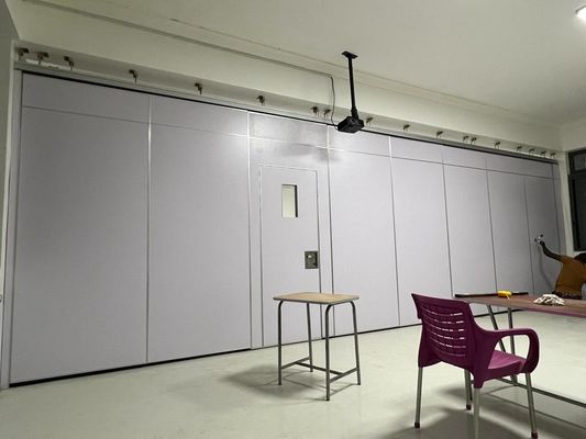 Bewegliche Büroausschnitte Wände, betriebsfähige Plattenpartitionen MDF-Finix