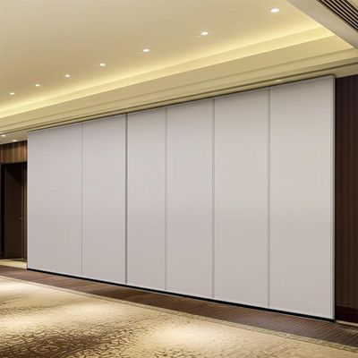 Ein guter Preis. Banquet Hall Acoustic Partition Wall with Magnetic Seal Concealed Panel Edge Profiles and Powered Operation Option Online