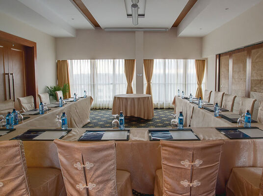 Ein guter Preis. Schalldämmung Bewegliche Trennwand mit 800N Dichtkraft und 40N/m magnetischer Anziehungskraft für Hotels Online