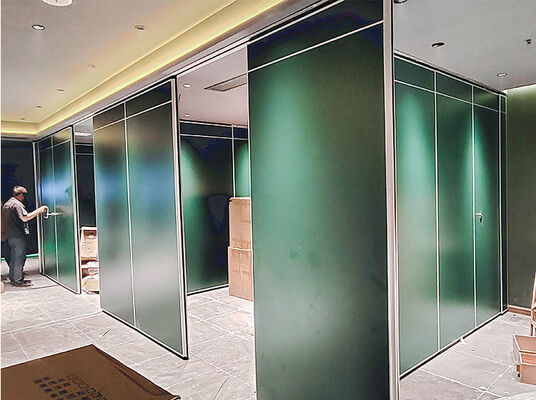 Ein guter Preis. Soundproofing Movable Partition Wall with Customizable Dimensions and Aluminium-Steel Construction for Conference Rooms Online