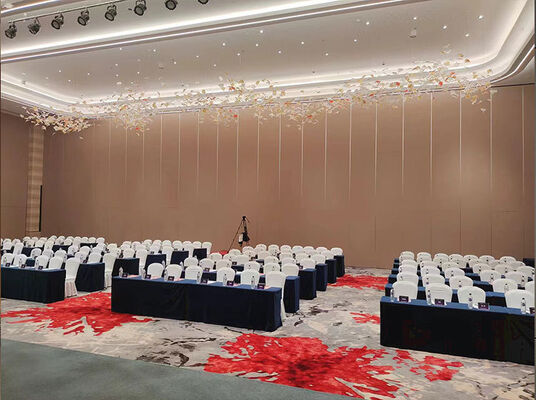 Ein guter Preis. Fold Away Acoustic Office Partitions with Q235 Steel Frame and 6061-T6 Profiles for Exhibition Halls Online